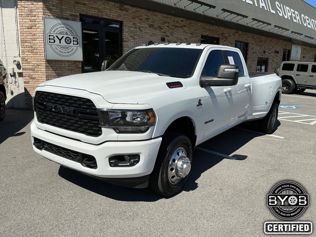 Used 2024 RAM 3500 Big Horn w/ Night Edition AWD/4WD image 1