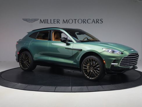 Used 2025 Aston Martin DBX 707 AWD/4WD image 10