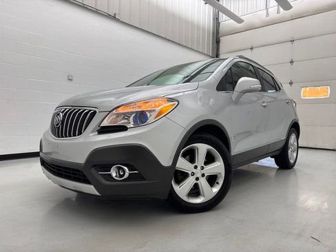 Used 2016 Buick Encore Convenience FWD image 3