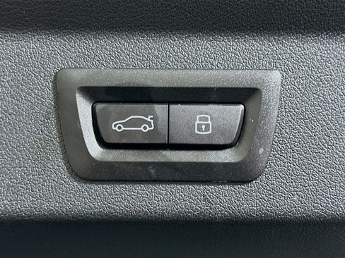 Used 2025 BMW X2 xDrive28i w/ Convenience Package image 31