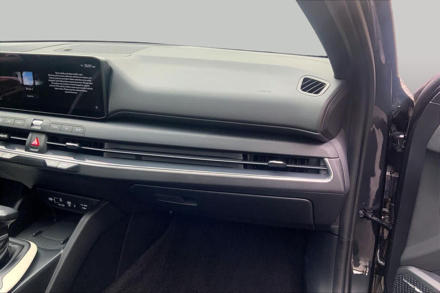 Certified 2025 Kia K4 GT-Line w/ GT-Line Premium Package FWD image 18