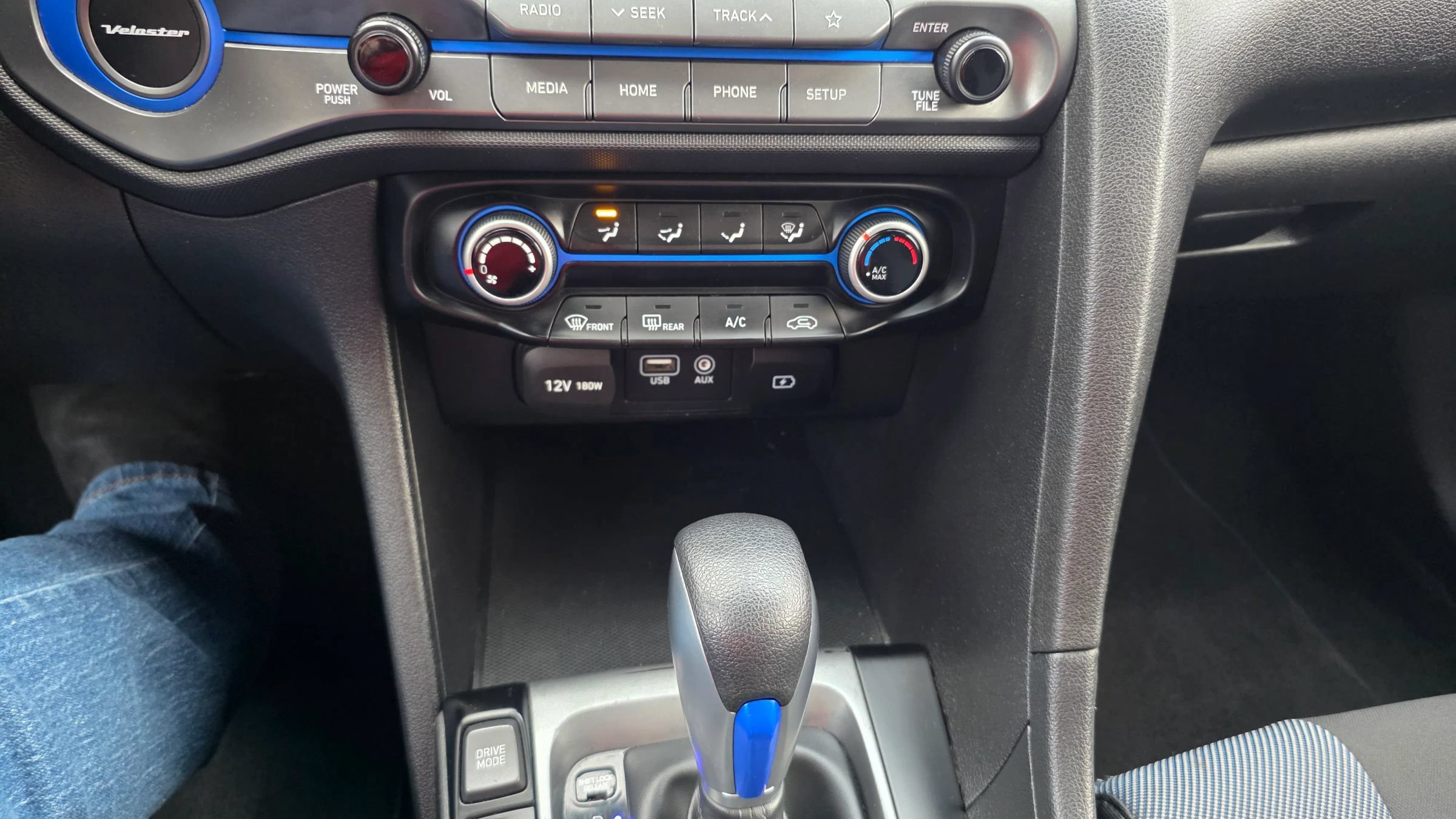 Used 2019 Hyundai Veloster 2.0 FWD image 18