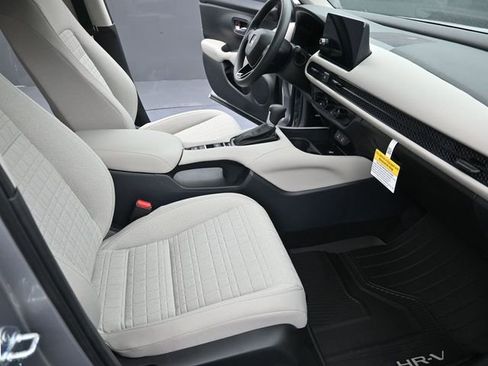 New 2026 Honda HR-V LX image 12
