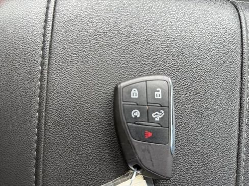 Used 2023 GMC Sierra 1500 Elevation AWD/4WD image 22