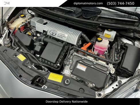 Used 2014 Toyota Prius Five w/ Advanced Technology Package image 45