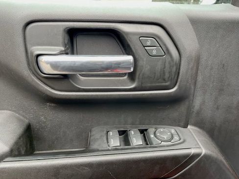 Used 2019 Chevrolet Silverado 1500 Custom Trail Boss w/ Custom Convenience Package image 22