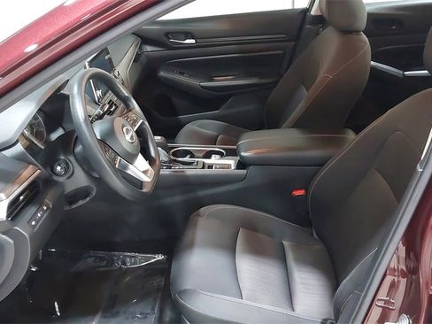 Used 2024 Nissan Altima 2.5 SV image 20