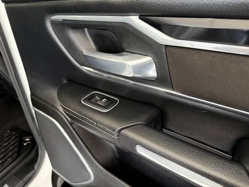 Used 2022 RAM 1500 Laramie AWD/4WD image 28