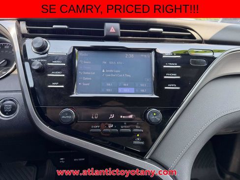Used 2019 Toyota Camry SE w/ Convenience Package FWD image 28