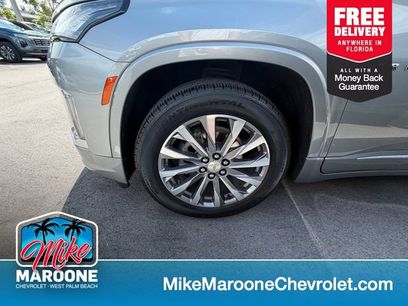 Used 2023 Chevrolet Traverse Premier
