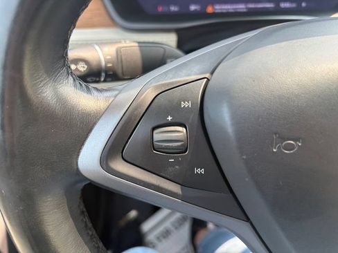 Used 2020 Tesla Model X Long Range AWD/4WD image 25