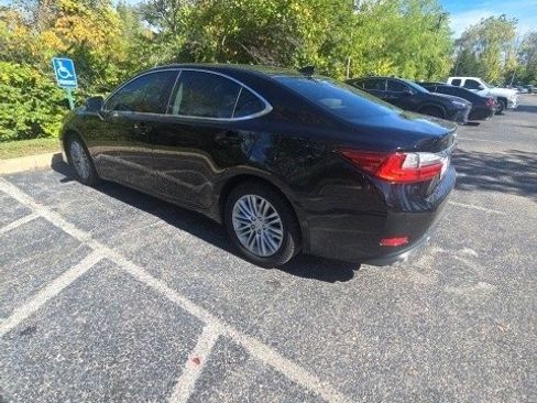 Used 2017 Lexus ES 350 image 4