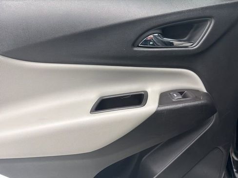 Used 2020 Chevrolet Equinox LT image 24