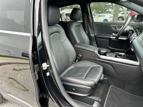 Used 2023 Mercedes-Benz GLA 250 image 9