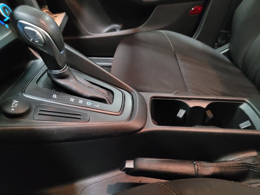 Used 2018 Ford Focus SE FWD image 26