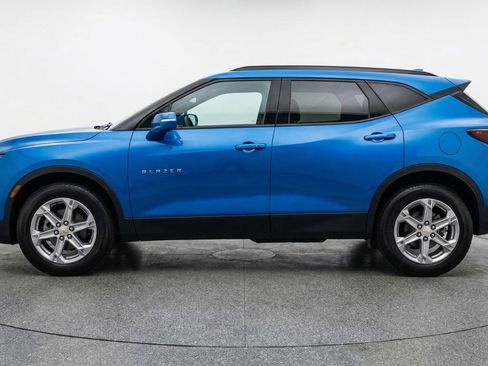 Used 2025 Chevrolet Blazer LT image 5