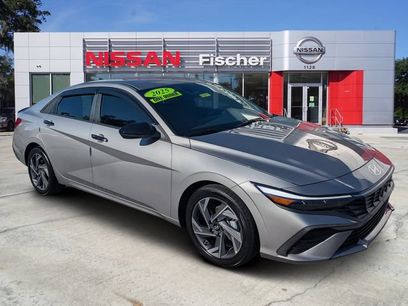Used 2025 Hyundai Elantra Sport