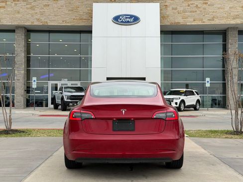 Used 2023 Tesla Model 3 Standard Range image 11