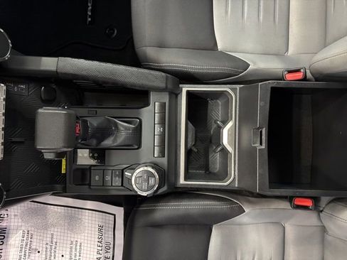 Used 2024 Toyota Tacoma TRD Off-Road image 31