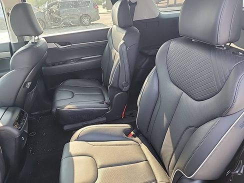 Used 2024 Hyundai Palisade SEL AWD/4WD image 8