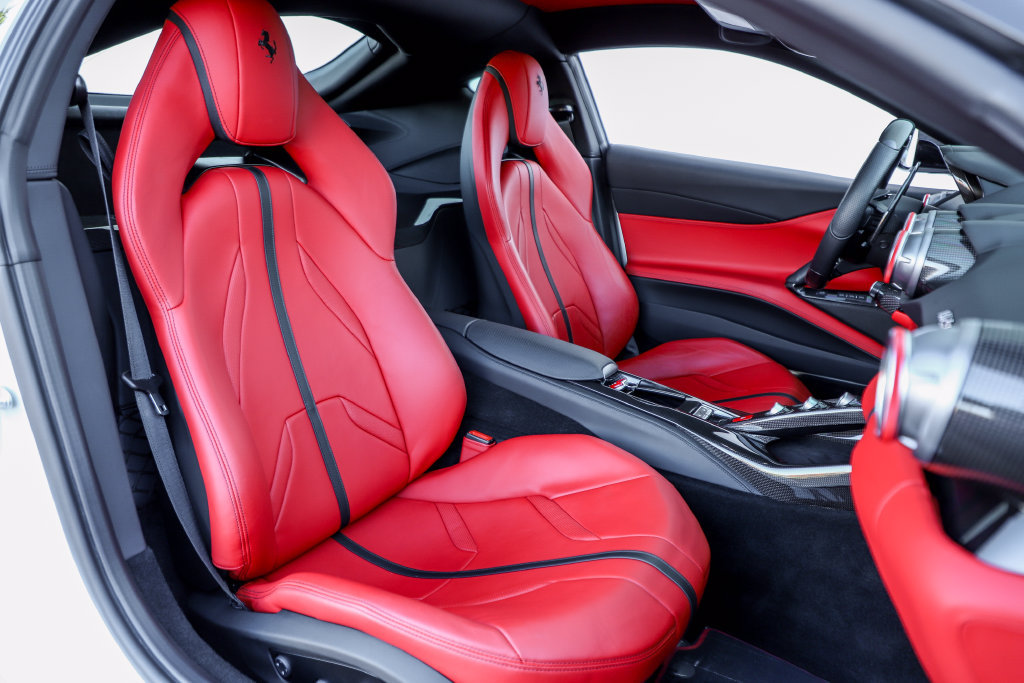 Certified 2018 Ferrari 812 Superfast RWD image 14