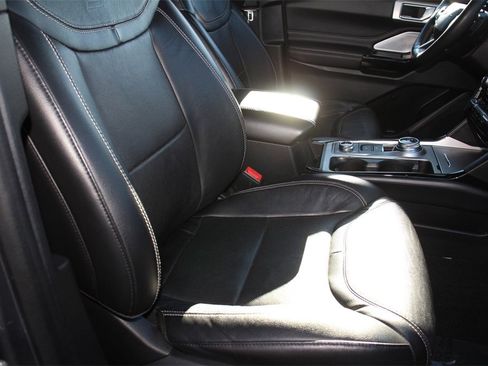 Certified 2021 Ford Explorer ST w/ Equipment Group 401A image 27