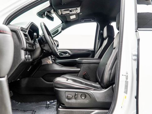 Used 2024 Chevrolet Suburban RST image 37