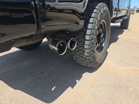 Used 2019 Ford F250 Platinum w/ Platinum Ultimate Package AWD/4WD image 10