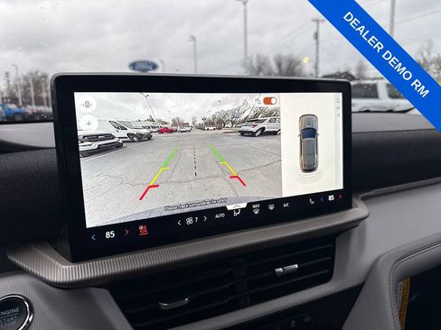 Used 2025 Ford Explorer Active w/ Active Comfort Package image 30