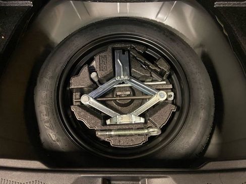 Used 2025 Subaru Forester image 17