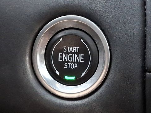 Used 2023 GMC Yukon Denali Ultimate image 35