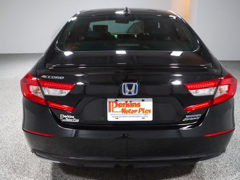 Used 2022 Honda Accord Sport image 8