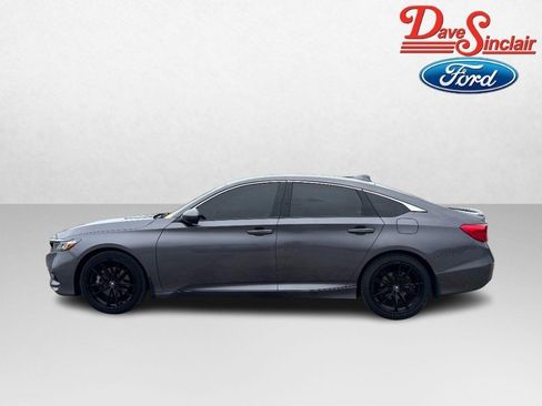 Used 2018 Honda Accord Sport image 10