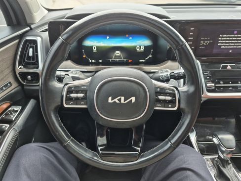 Used 2023 Kia Sorento SX Prestige image 30