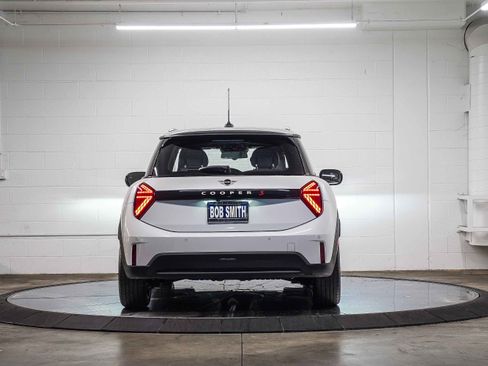 Used 2025 MINI Cooper S image 5