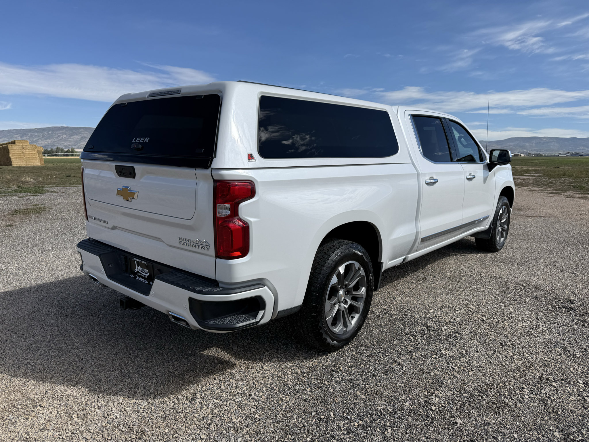 Used 2023 Chevrolet Silverado 1500 High Country AWD/4WD image 7