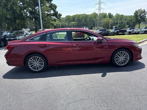 Used 2021 Toyota Avalon Limited w/ Advanced Safety Package FWD image 6