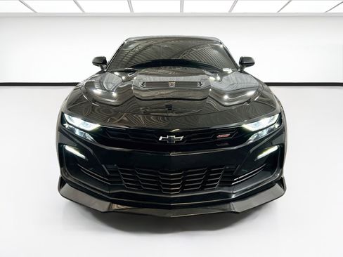 Used 2022 Chevrolet Camaro SS RWD image 2