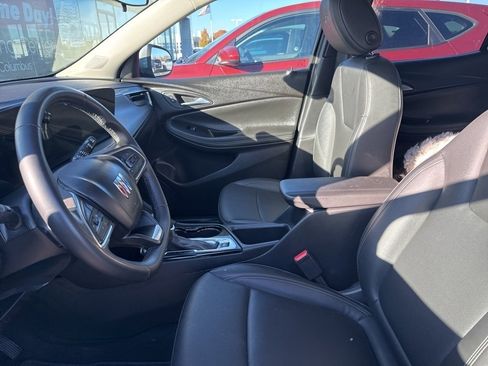 Used 2024 Buick Encore GX Sport Touring image 7