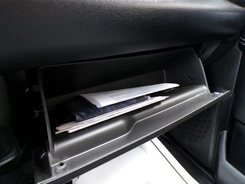 Used 2024 RAM 3500 Big Horn image 31