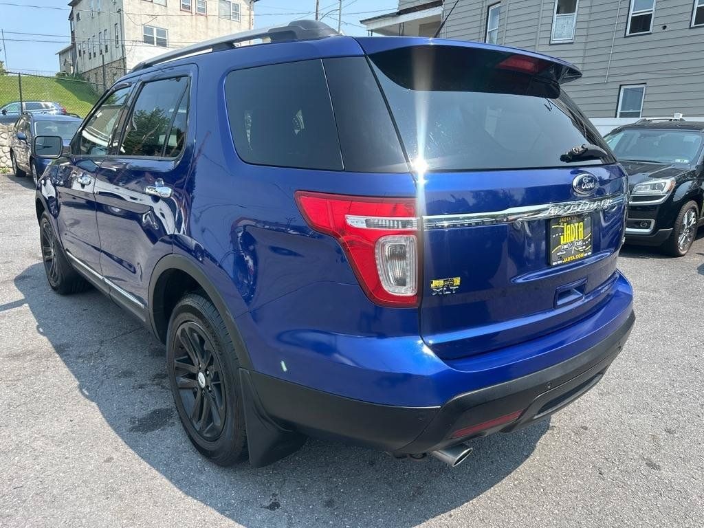 Used 2015 Ford Explorer XLT w/ Equipment Group 201A AWD/4WD image 7
