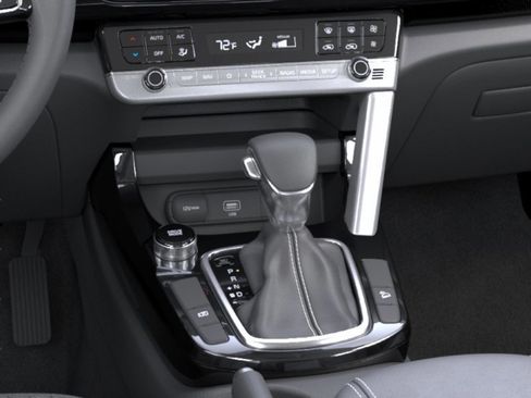 New 2026 Kia Seltos S FWD image 17