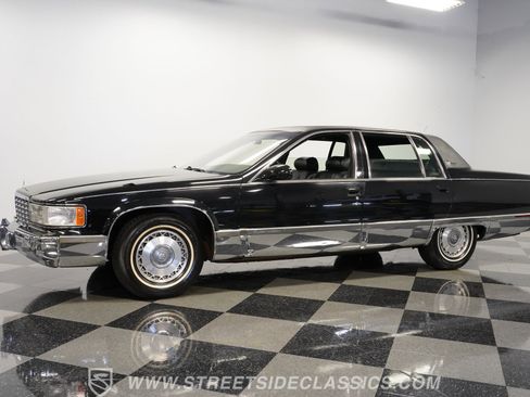 Used 1995 Cadillac Fleetwood Brougham RWD image 7
