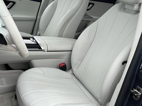 Used 2024 Mercedes-Benz EQE 350+ 4MATIC SUV w/ AMG Line Exterior Package image 4