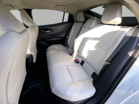 Certified 2026 Toyota Prius XLE FWD image 20