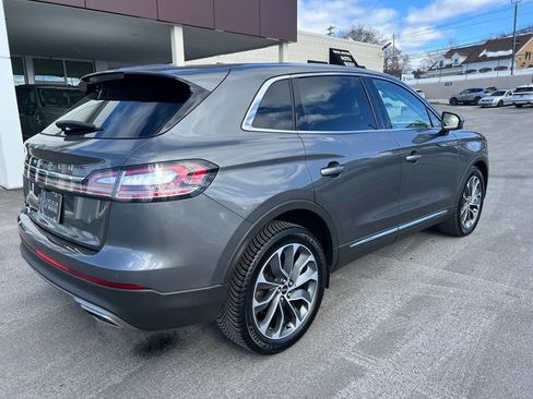 Used 2023 Lincoln Nautilus Reserve image 6