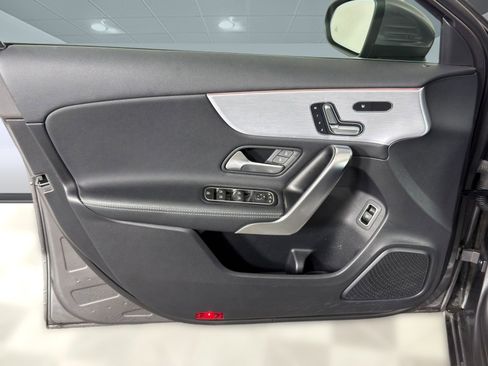 Used 2021 Mercedes-Benz A 220 4MATIC image 12