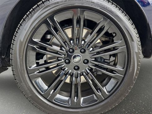 Certified 2023 Land Rover Range Rover Long Wheelbase Autobiography image 36