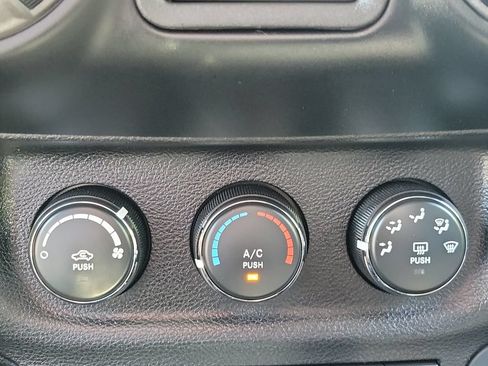 Used 2014 Jeep Wrangler Sport w/ Trailer Tow Group AWD/4WD image 20