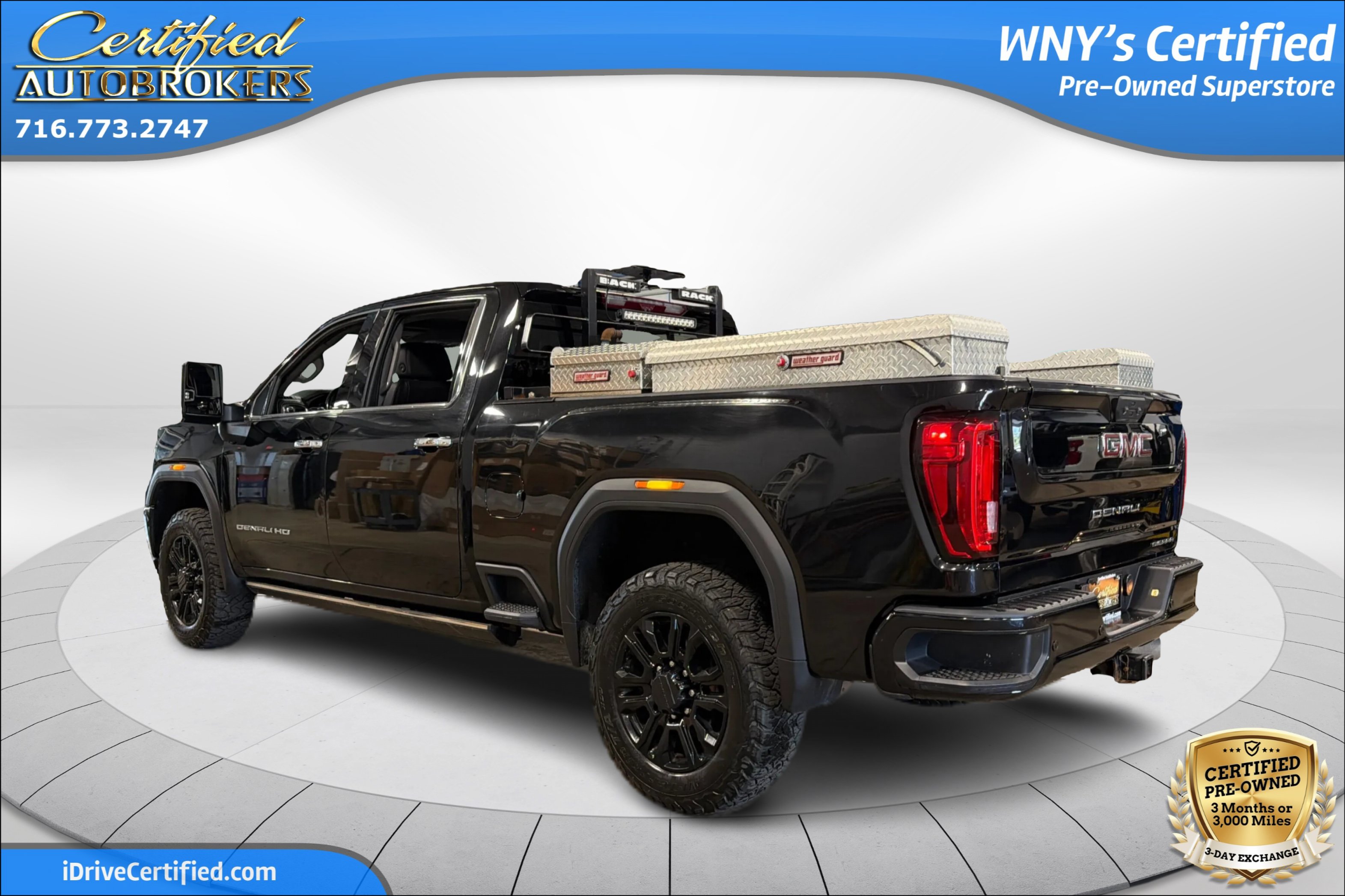 Used 2023 GMC Sierra 3500 Denali w/ Denali Black Diamond Edition AWD/4WD image 8